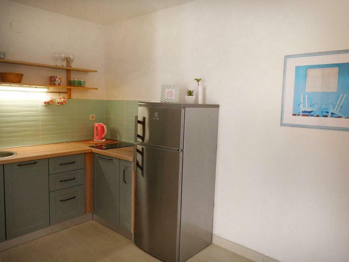 Apartments Pina ボル エクステリア 写真