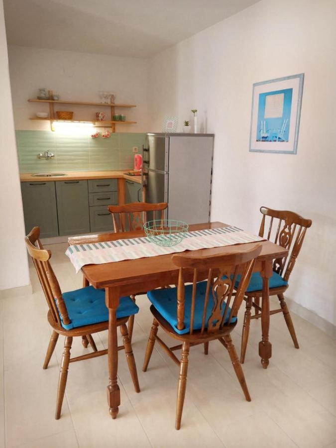 Apartments Pina ボル エクステリア 写真